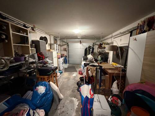Garage - 
