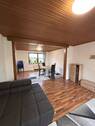 Wohnzimmer mit Blick ins Esszimmer - 