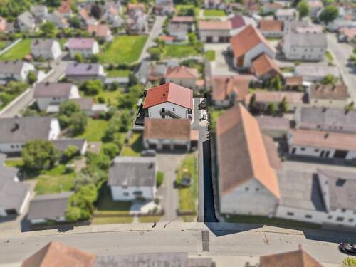 Zufahrt - Etagenwohnung mit 77,60 m² in Ingolstadt zum Kaufen