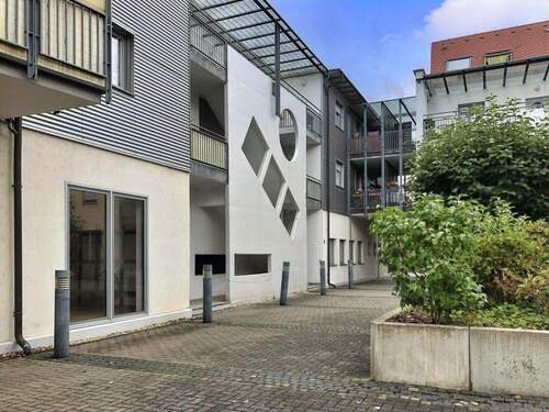 Ansicht Wohnanlage - 2 Zimmer Etagenwohnung zum Kaufen in Delitzsch