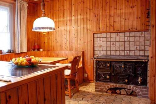 Küche mit Ofen - 