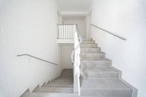 2. Treppenhaus(1) - 