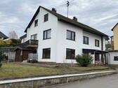 Bild 1 - Einfamilienhaus mit Einliegerwohnung