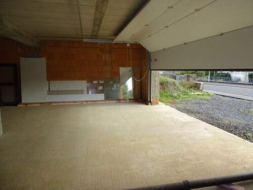4 Garage - 