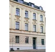 Möblierte 2-Raum-Wohnung mit überzeugendem Konzept. Clever geschnitten. Fair kalkuliert. Mit Terrasse - Meerane