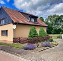 Familienglück mit Blick ins Grüne - Gepflegtes Haus mit Garage und Balkon ! - Sangerhausen Riestedt