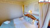 Schlafzimmer OG., - 