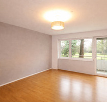 Bezugsfrei - Gepflegte 2-Zimmer-Wohnung im Hochparterre mit Balkon! Erbbaurecht bis 2067! - München Ramersdorf-Perlach