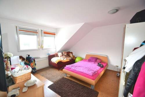 DSC_0001.JPG - Frei ab sofort 2-Zimmerwohnung im 2. Obergeschoss (Dachgeschoss) Ohne Einbauküche Ohne Aufzug