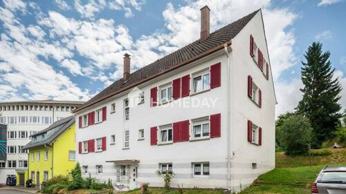 Außenansicht 1 - Charmante 3-Zimmer-Wohnung in kleinem Mehrfamilienhaus mit Gartenidylle - Bezugsfrei ab Oktober