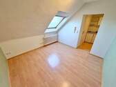 Zimmer Ansicht 2 - 1 Zimmer Etagenwohnung zur Miete in Stockstadt