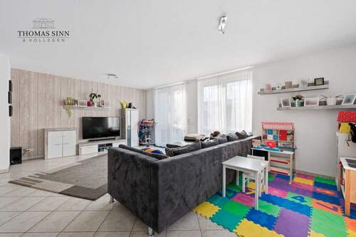 EG: Wohn-/Esszimmer - 