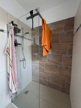 Wohnung EG: Bad - 