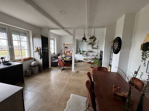 Wohnung EG: Wohn- und Essbereich - 