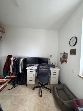 Wohnung EG: Arbeitszimmer - 