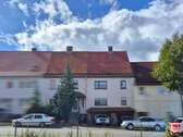 Hausansicht - 9 Zimmer Mehrfamilienhaus, Wohnhaus zum Kaufen in Calden