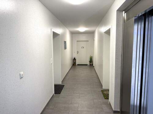 Flur zur Wohnung - 