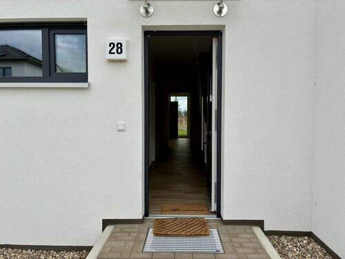 Eingangsbereich - 5 Zimmer Doppelhaushälfte in Beelitz