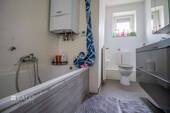 Badezimmer (2. OG) - 