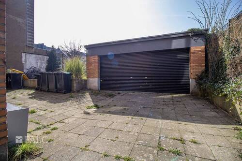 Zusätzliche Garage - 