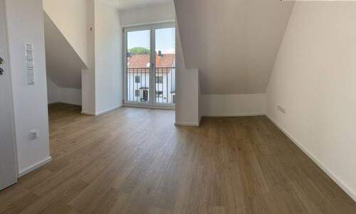 Wohnen/Schlafen DG - 