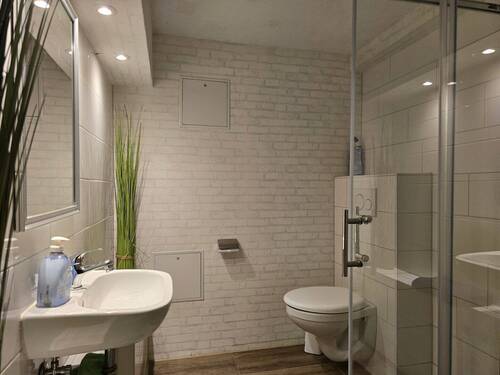 UG Maison Immobilien Bungalow Buchholz Duschbad 2 - 