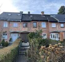Charmantes Reihenmittelhaus mit Potential in guter Lage - Flensburg Westliche Höhe