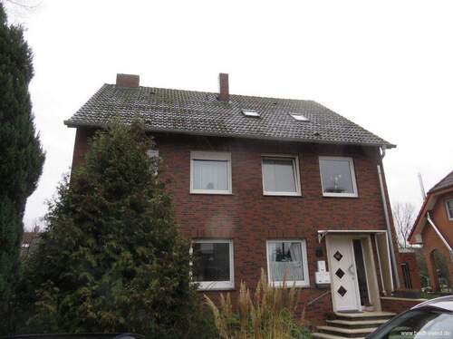 Straßenansicht - *Teilrenoviertes Dreifamilienhaus mit Garage, überdachter Terrasse und Balkon in Greven-Reckenfeld*