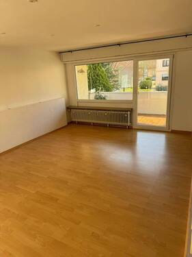 20260208_Zimmer - Lichtdurchflutete, geräumige Wohnung in attraktiver Lage