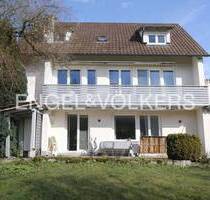 Charmantes Wohnhaus in historischer Kulisse . teilsaniertes EFH mit herrlichem Garten für Genusswohnen - Tübingen-Bebenhausen