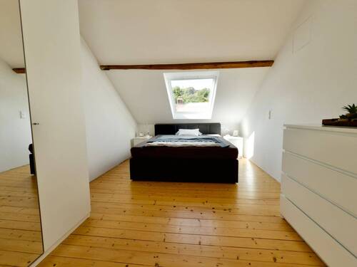 Schlafzimmer Ansicht 2 - 