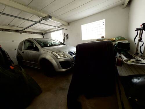 große Garage - 