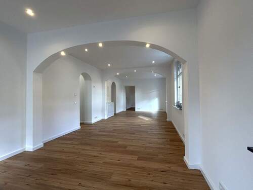 Wohn- / Essbereich - Etagenwohnung mit 84,00 m² in Schwaig zum Kaufen