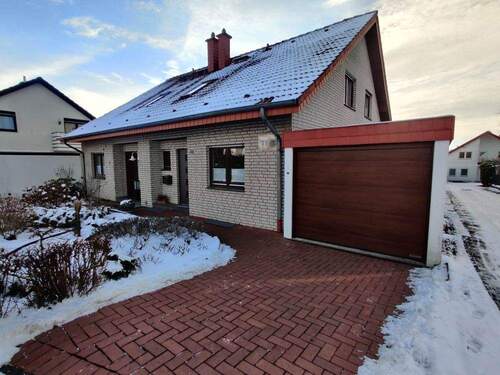 Außenansicht - 5 Zimmer Doppelhaushälfte zum Kaufen in Bielefeld