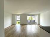 Wohn-/Esszimmer - 