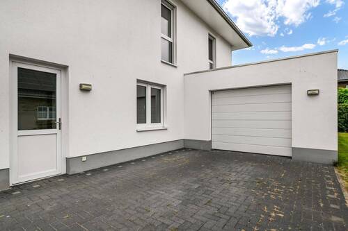 Garage - 
