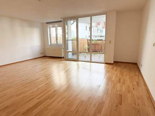 Wohnzimmer - Etagenwohnung mit 87,00 m² in Lübeck zum Kaufen