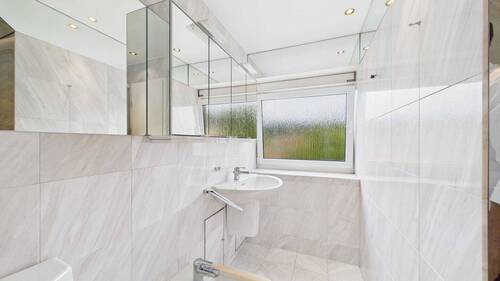 Duschbad Dachgeschoß - 