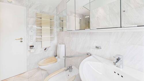 Duschbad Dachgesch0ß - 