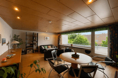 Wohnzimmer - 3 Zimmer Etagenwohnung zum Kaufen in Lübeck