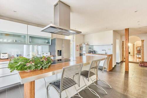 ....Küchenbereich mit Zugang zur.... - 