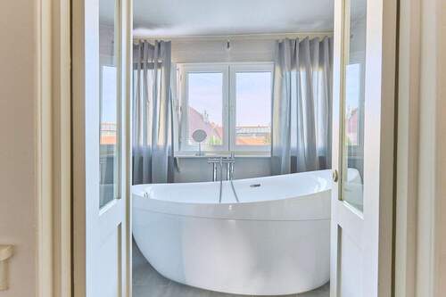 ...freistehender Badewanne - 