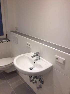 PHOTO-2025-11-05-11-33-48 2.jpg - 