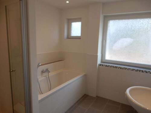 PHOTO-2025-11-05-11-33-48 4.jpg - 