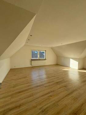 PHOTO-2025-11-05-11-33-50 2.jpg - 