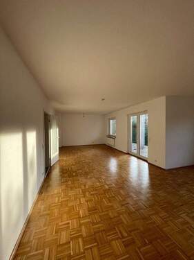 PHOTO-2025-11-05-11-33-47 5.jpg - 