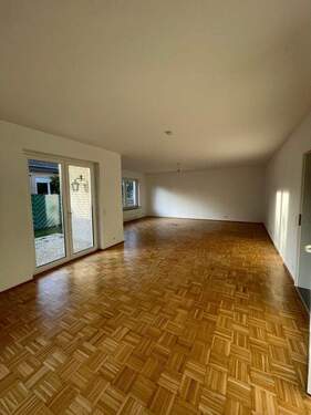 PHOTO-2025-11-05-11-33-47 7.jpg - 