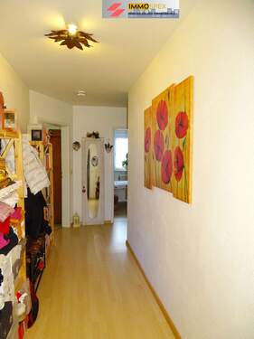 2-Zimmer-Wohnung-WEHR8.jpg - 