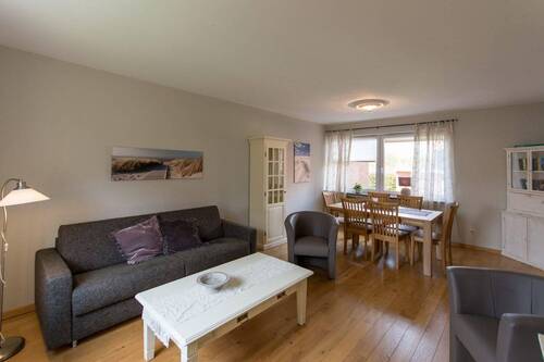 Wohn- und Esszimmer Dauerwhg. - 
