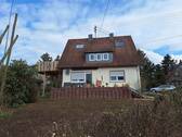 Ansicht von Süden - 8 Zimmer Mehrfamilienhaus, Wohnhaus in Mainhardt